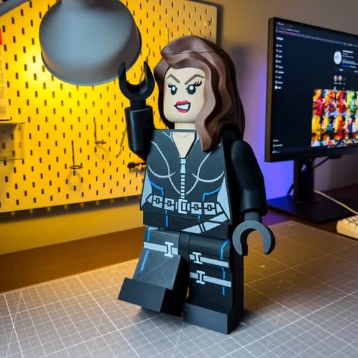 Black Widow Modular Figure