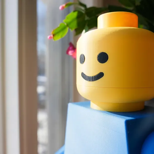 Spaceman Giant Minifigure (16") – Classic & Benny Edition!